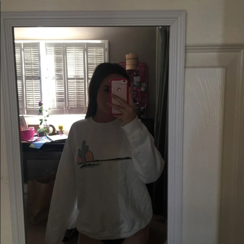 Sweater - Picture 2 of 3